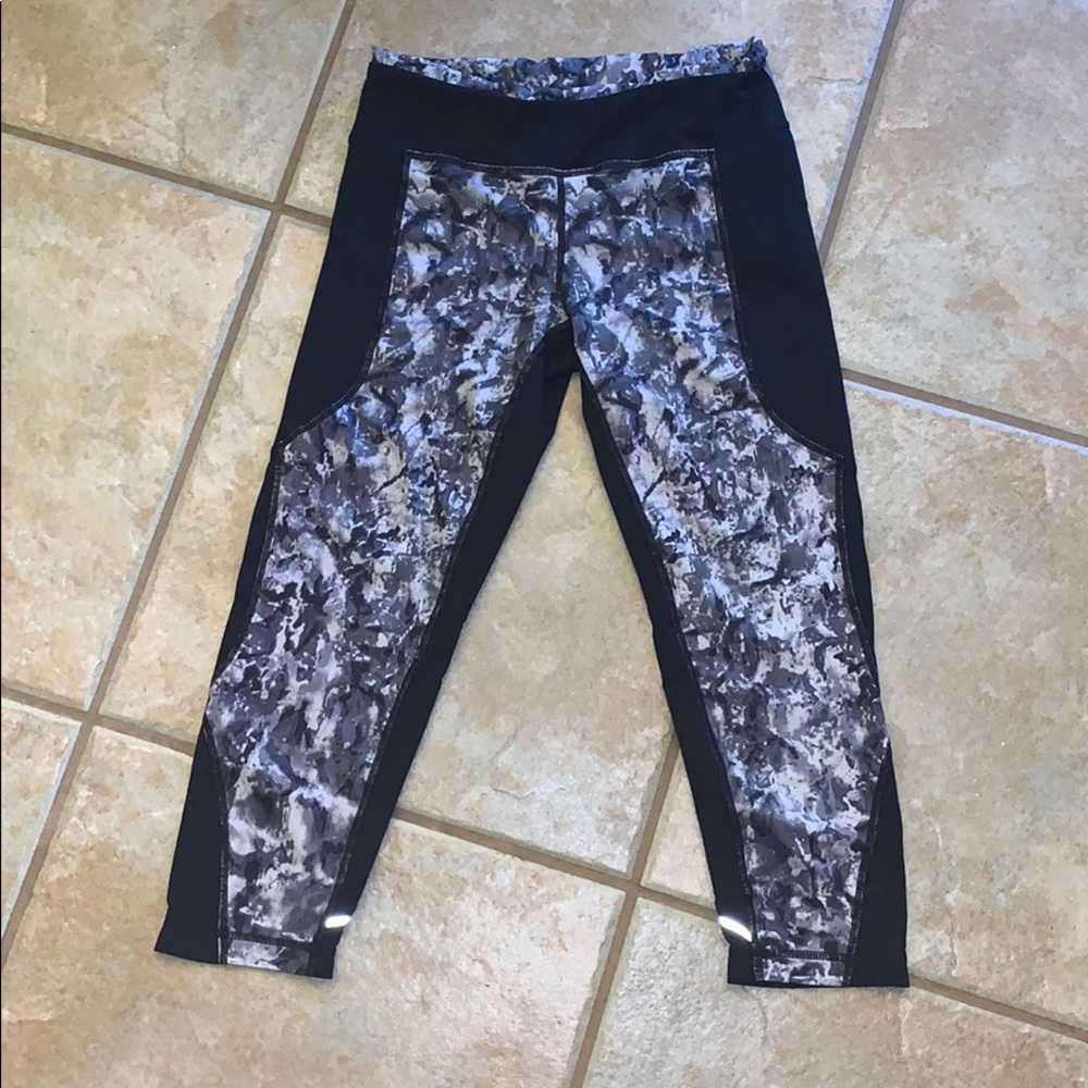 Zella Print Capri Leggings